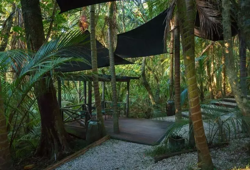 Отель Greenmantle Estate