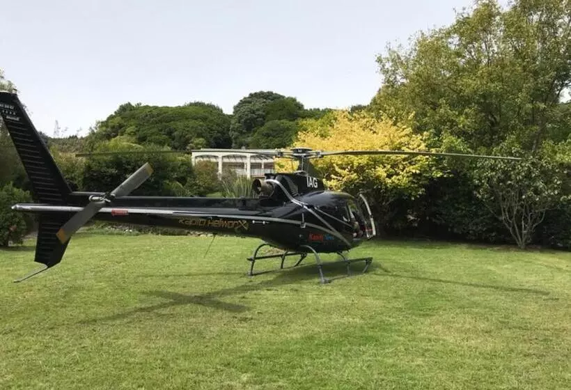 Отель Greenmantle Estate