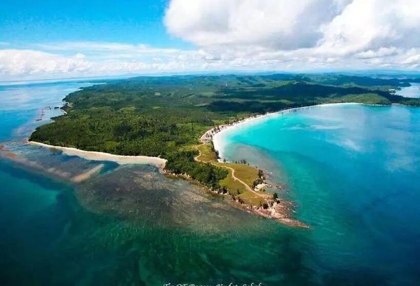 호텔 Kudat Golf & Marina Resort