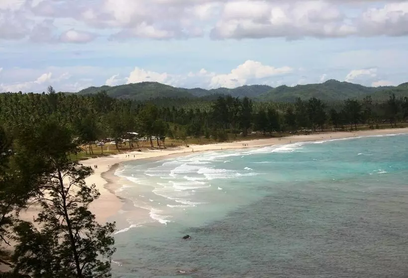 호텔 Kudat Golf & Marina Resort