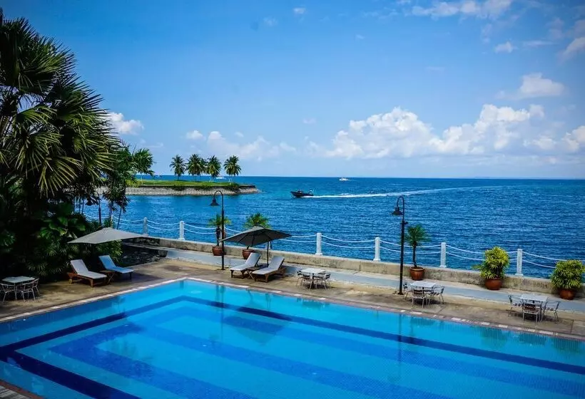 호텔 Kudat Golf & Marina Resort