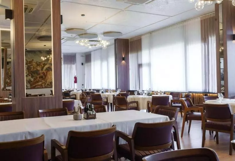 Hotel Montana Palace