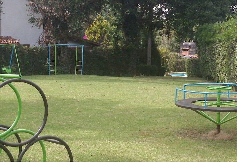 فندق Parador Avandaro