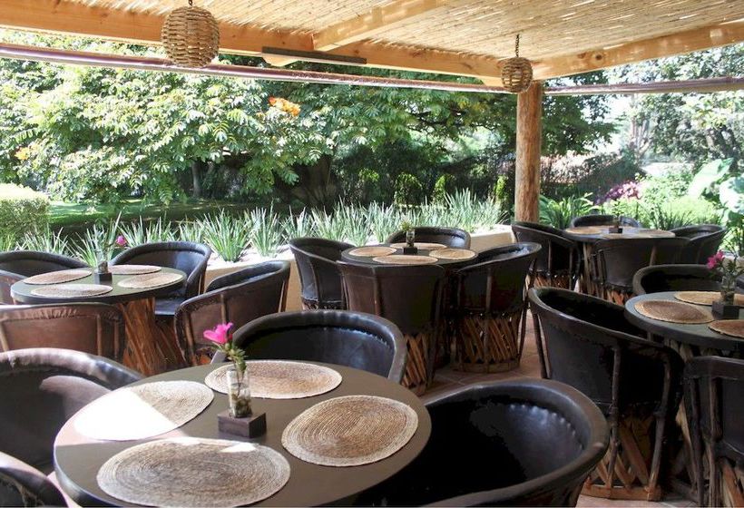 فندق Parador Avandaro