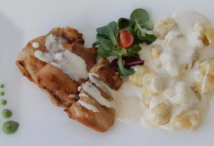 ホテル Villa Mediterana