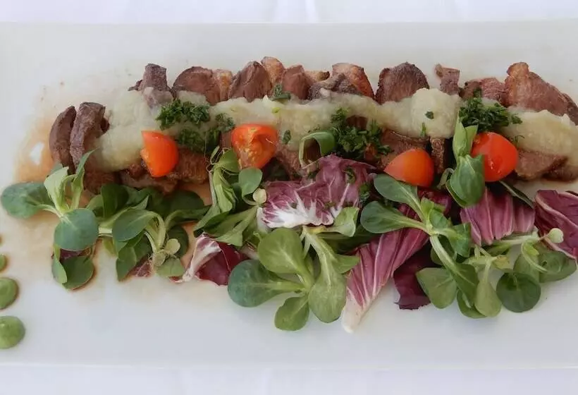 ホテル Villa Mediterana