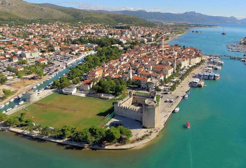 ペンション Villa Ivanka