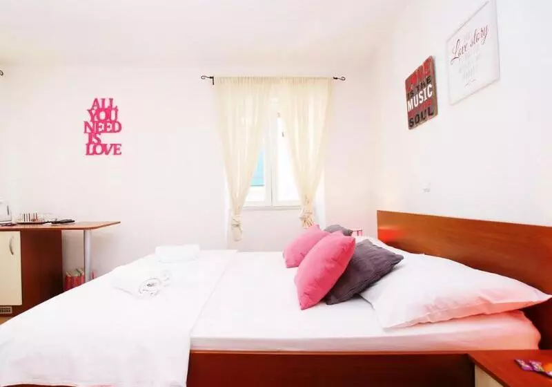 Majatalo Villa Ivanka