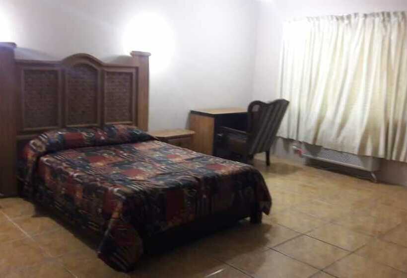 هتل Hacienda Escondida