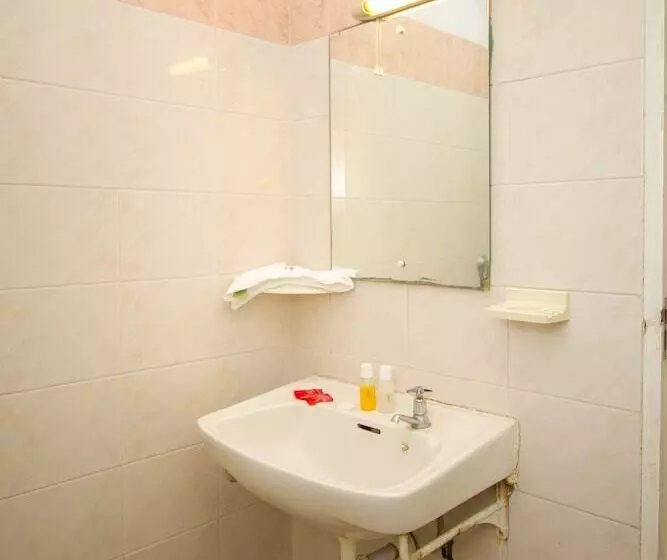 ホテル Jumuia Guest House Nakuru