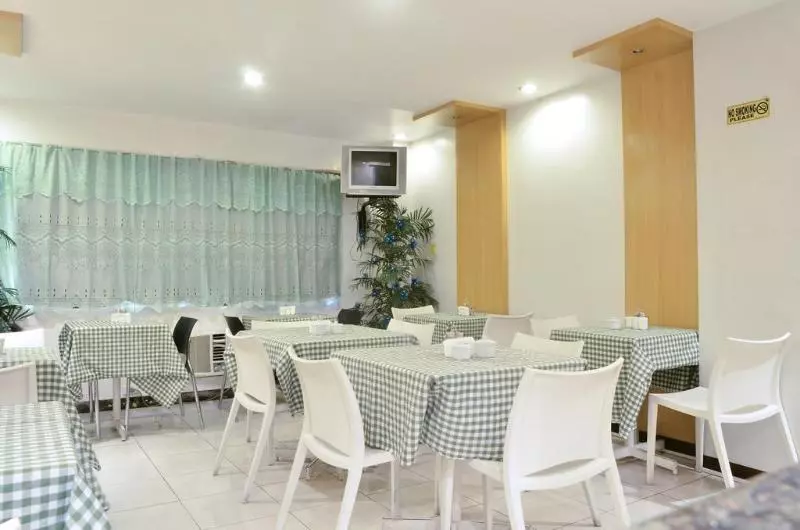 酒店 Jupiter Suites