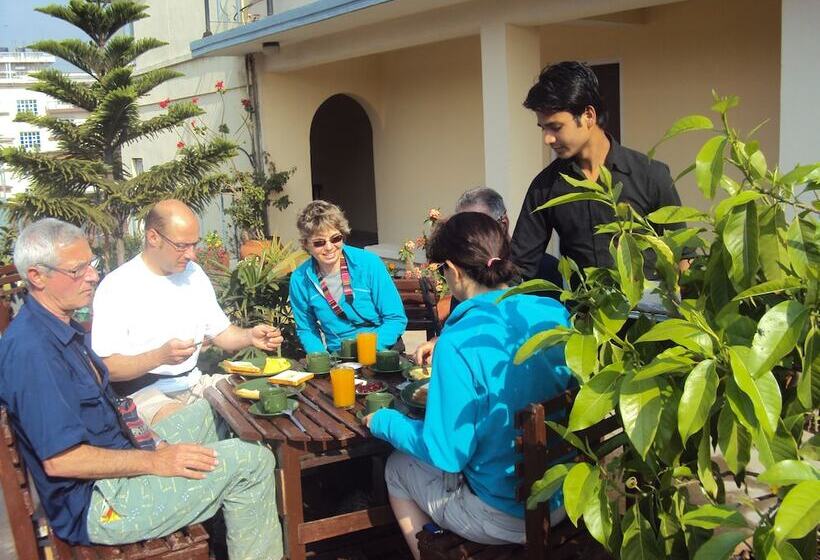 هتل Kathmandu Madhuban Guest House
