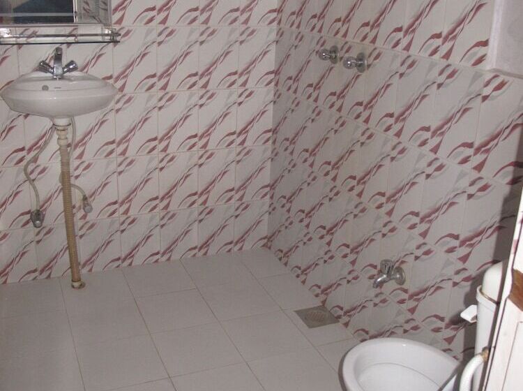 هتل Kathmandu Madhuban Guest House