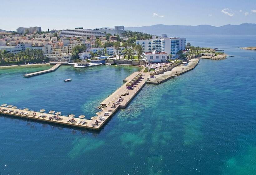 Le Bleu Hotel & Resort Kusadasi