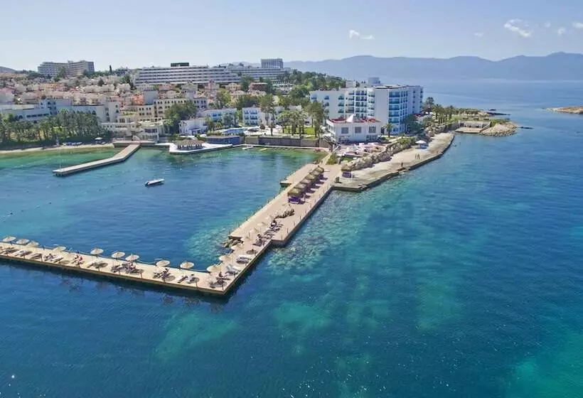 Le Bleu Hotel & Resort Kusadasi