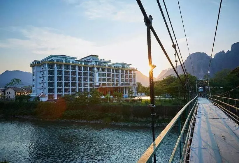 호텔 Thavisouk Riverside