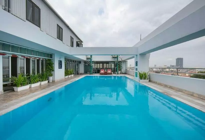 The Tray Hotel Hai Phong