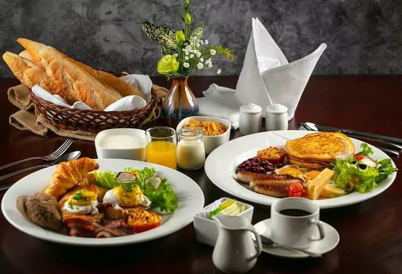 The Tray Hotel Hai Phong