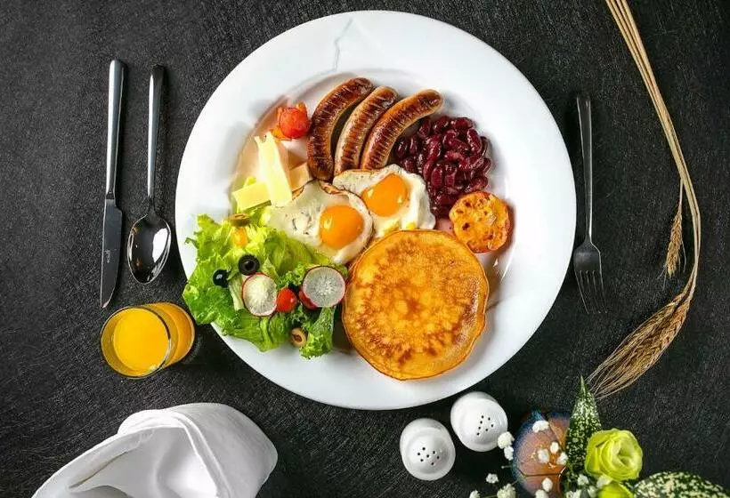 The Tray Hotel Hai Phong