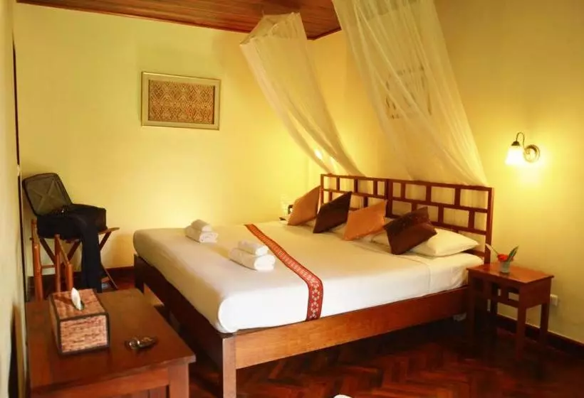 Hotelli Villa Nam Song