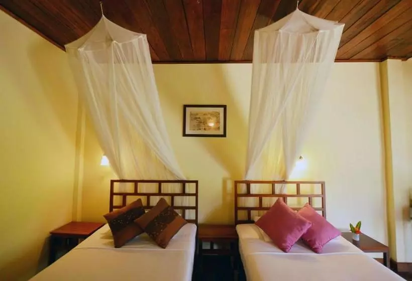 Hotelli Villa Nam Song