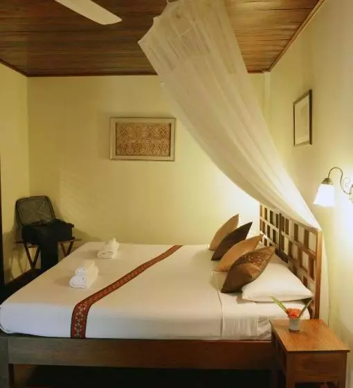 Hotelli Villa Nam Song