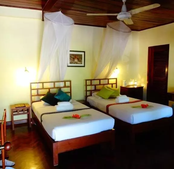 Hotelli Villa Nam Song