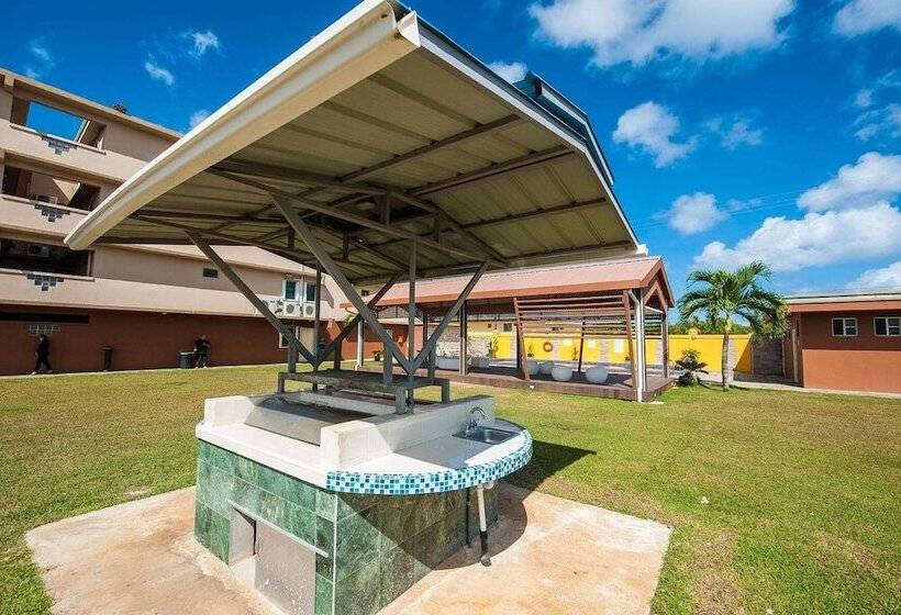 Отель Wyndham Garden Guam