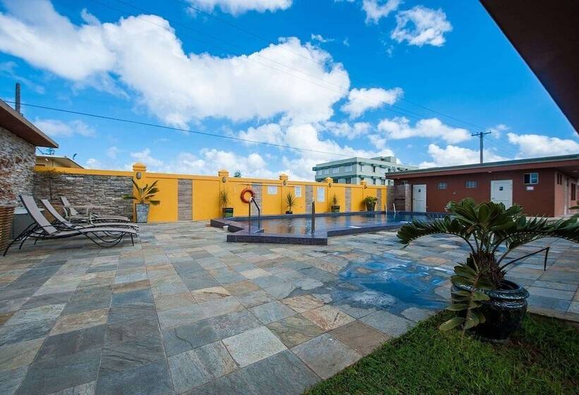 Отель Wyndham Garden Guam