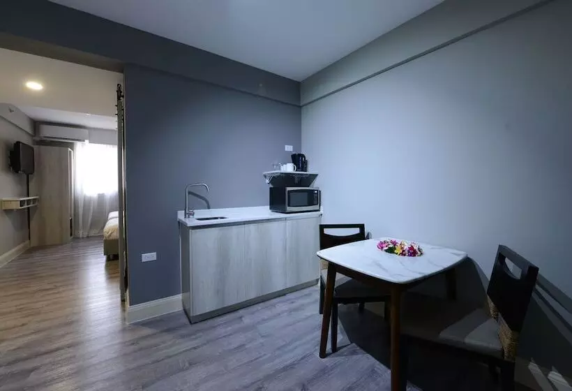 هتل Wyndham Garden Guam