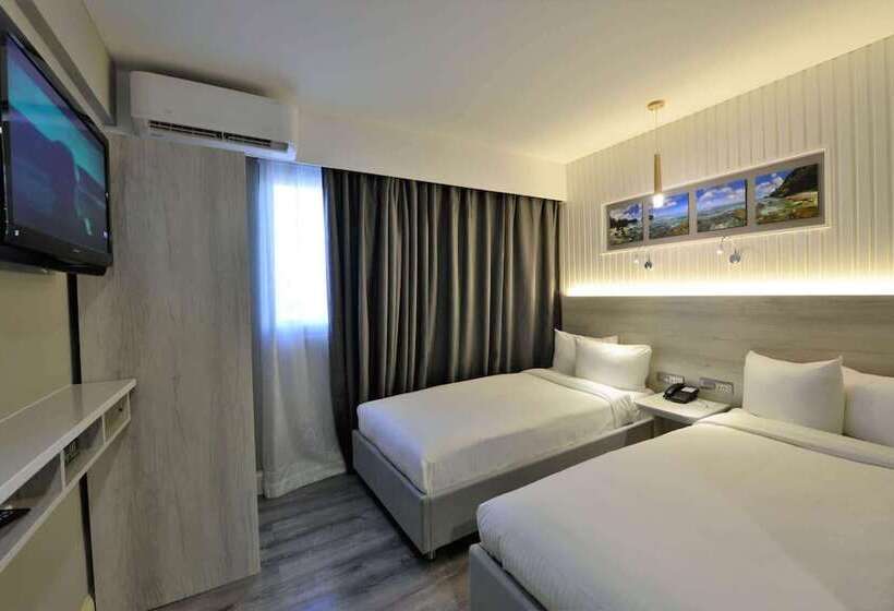 Отель Wyndham Garden Guam