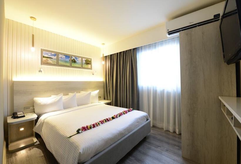 Отель Wyndham Garden Guam