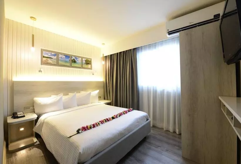 هتل Wyndham Garden Guam