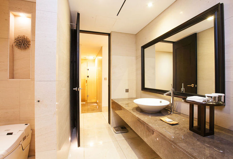 The Baume Couture Boutique Hotel