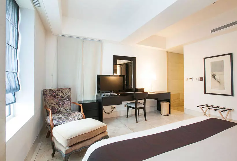 The Baume Couture Boutique Hotel