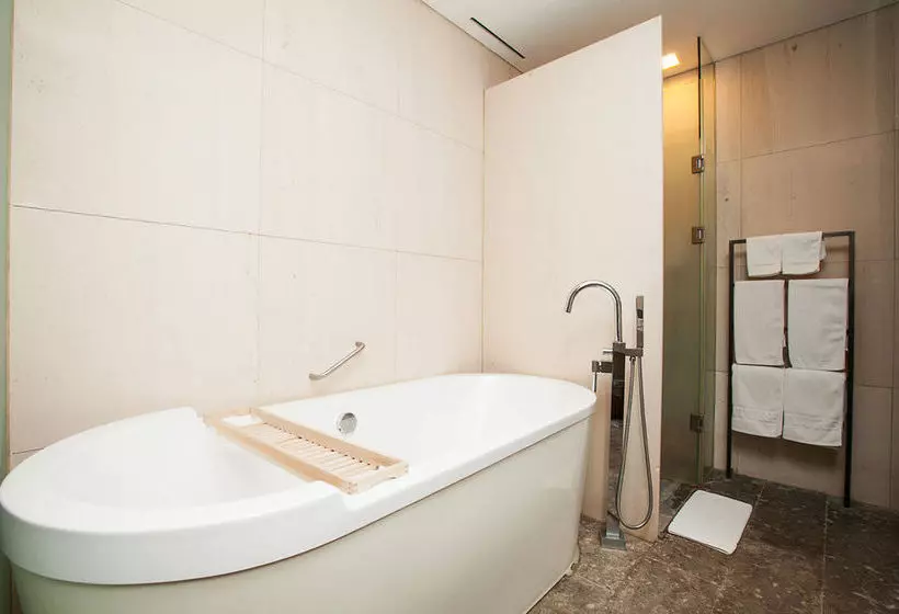 The Baume Couture Boutique Hotel