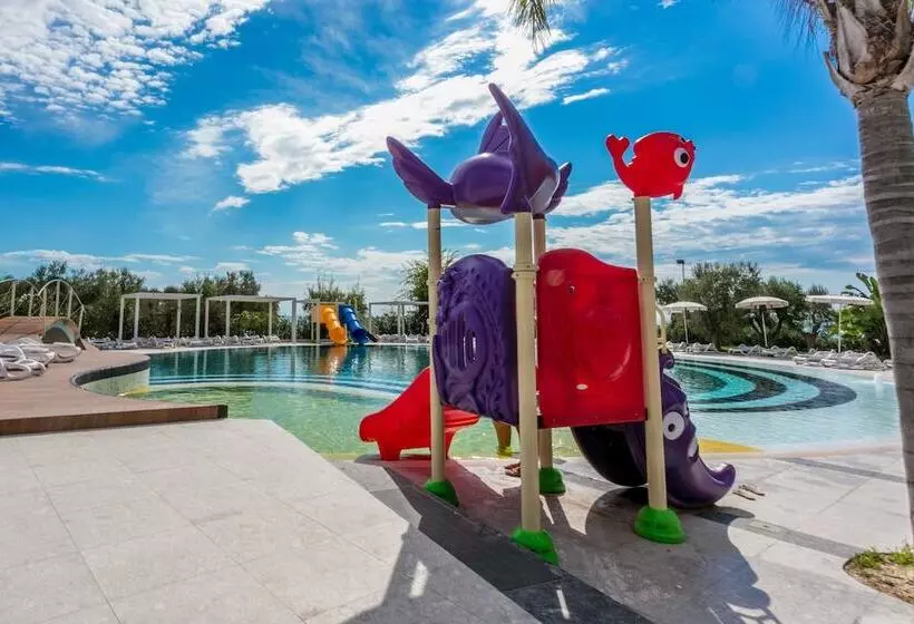 Villaggio Turistico Baia Del Monaco