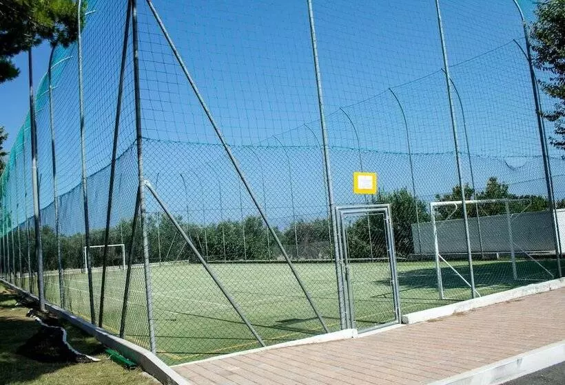 Villaggio Turistico Baia Del Monaco