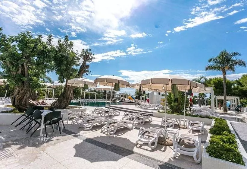 Villaggio Turistico Baia Del Monaco