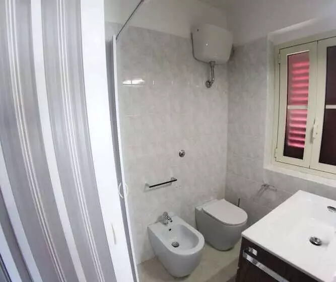 Villaggio Turistico Baia Del Monaco