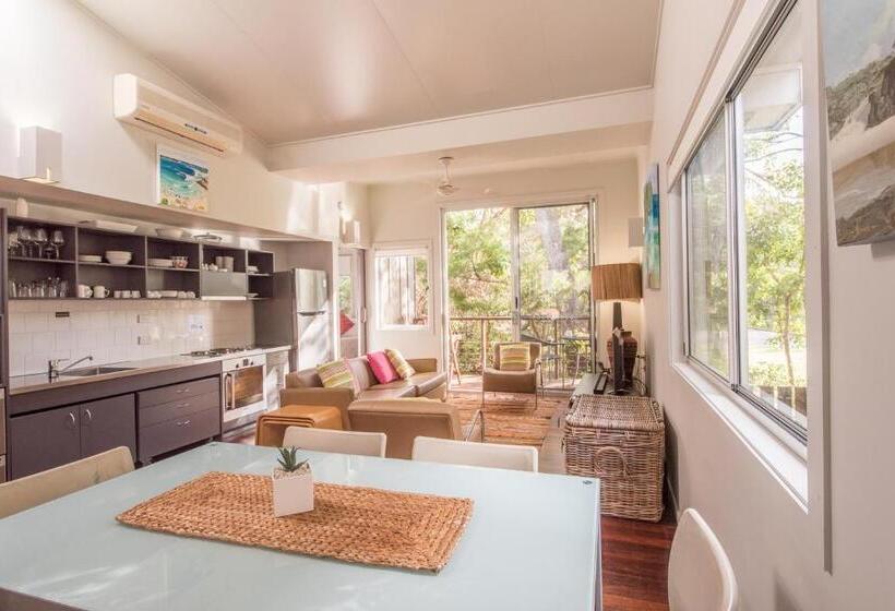 Allure Stradbroke Resort