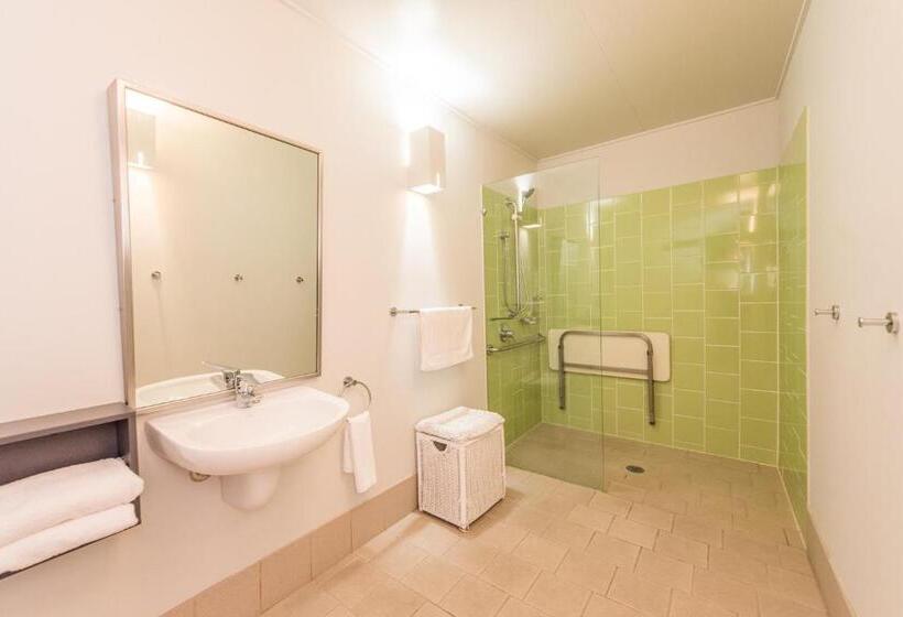 Allure Stradbroke Resort