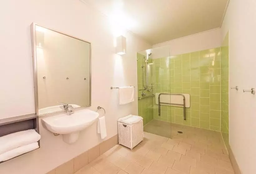 Allure Stradbroke Resort