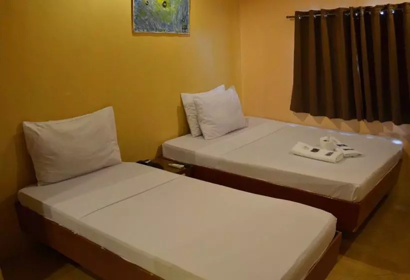 בית מלון כפרי Gran Prix Manila