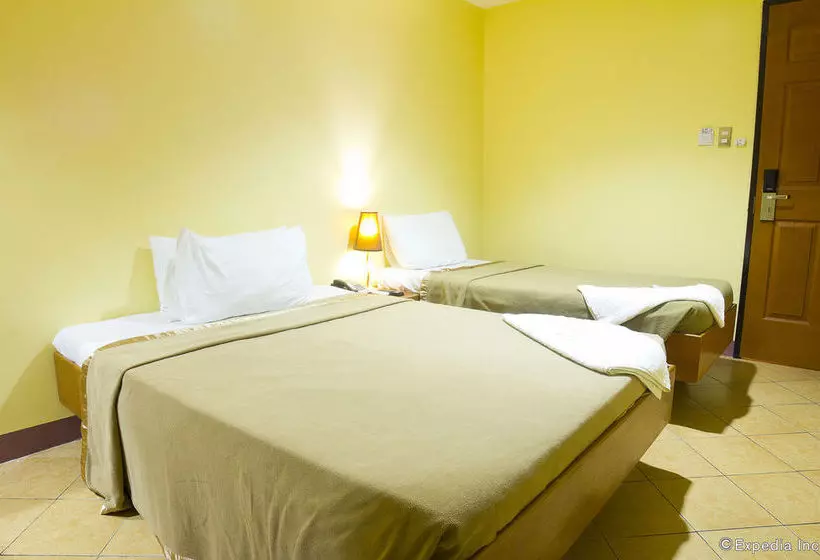 בית מלון כפרי Gran Prix Manila