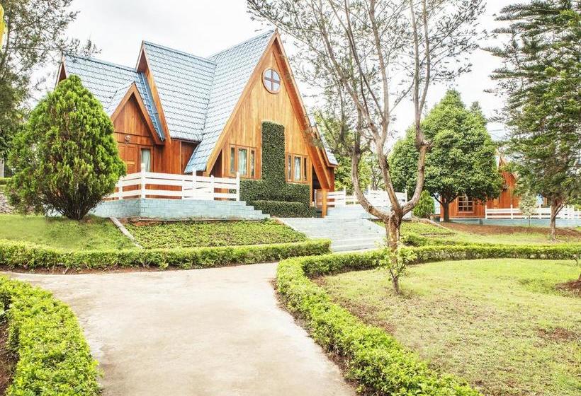 هتل Aye Thar Yar Golf Resort