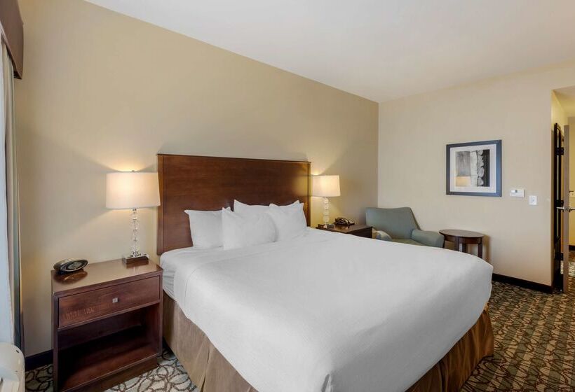 Best Western Plus Walkerton Hotel & Conference Centre