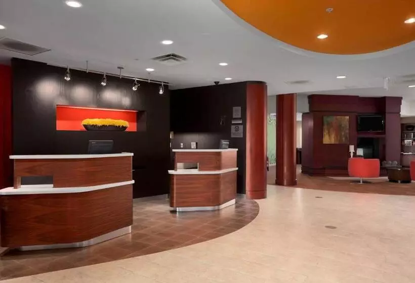 Отель Courtyard Wall At Monmouth Shores Corporate Park