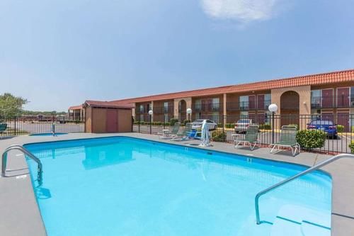 Otel Days Inn By Wyndham Caddo Valley Arkadelphia