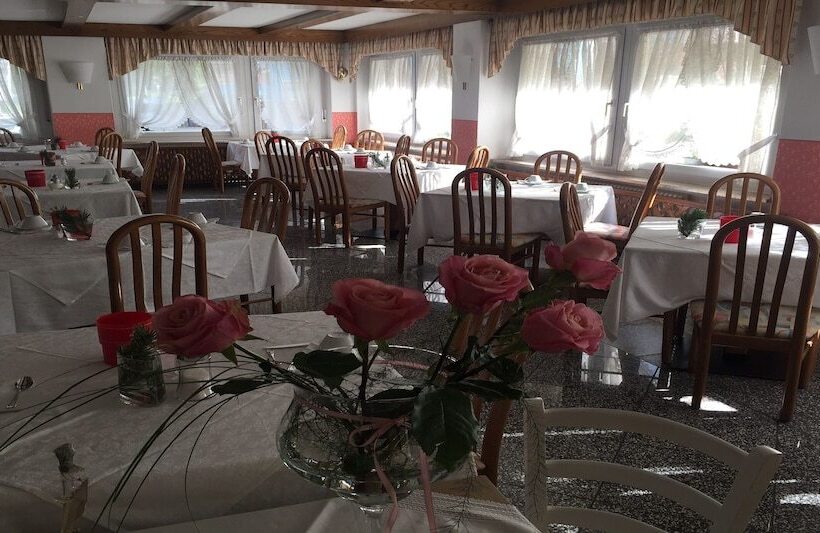 فندق Fedaia Joy B&b